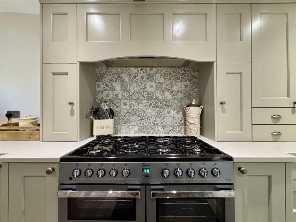 Additional image 11 of Brow Top, Clayton, Bradford