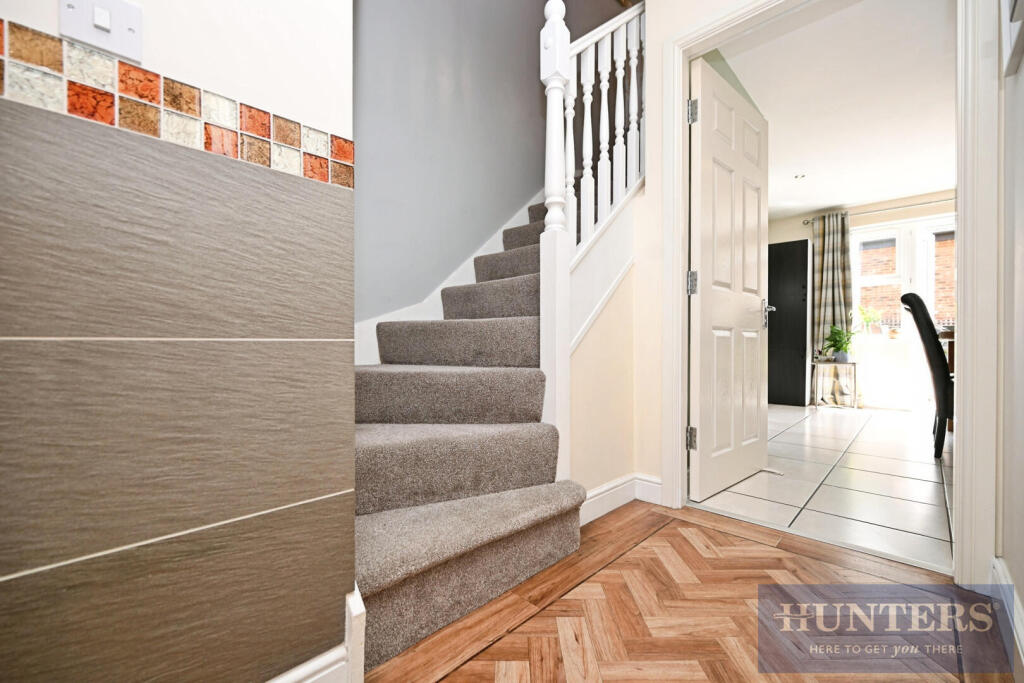 House in Leeds - View 2