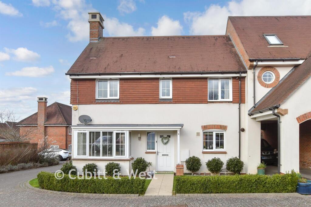Main image of property: Beeches Way, Faygate, Horsham, West Sussex