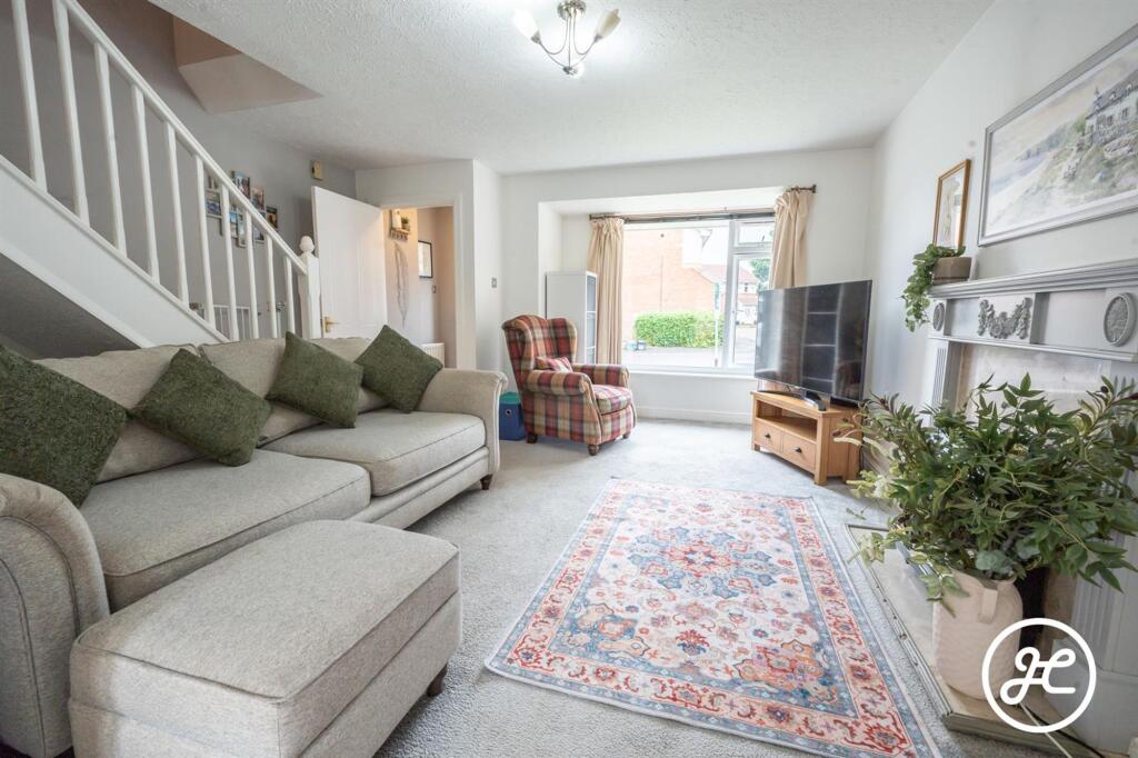 House in Cannington - More
