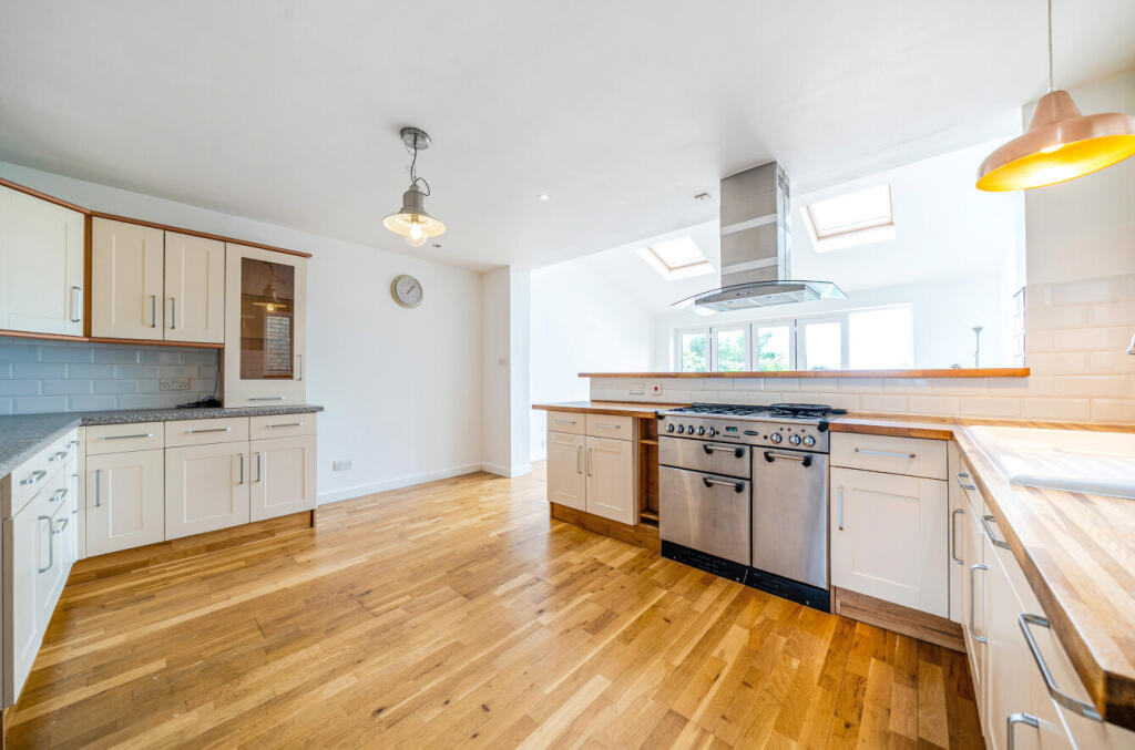 Stansted Road, Bishops Stortford, Herts, CM23 photo 4