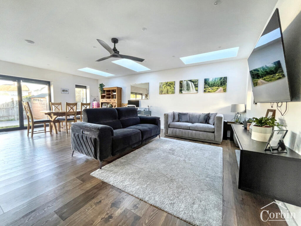 Main image of property: Western Avenue, Bournemouth, BH10 6