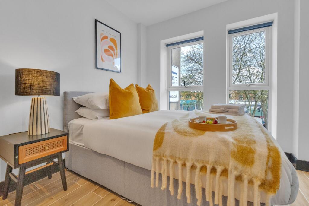 Apartment in London - More