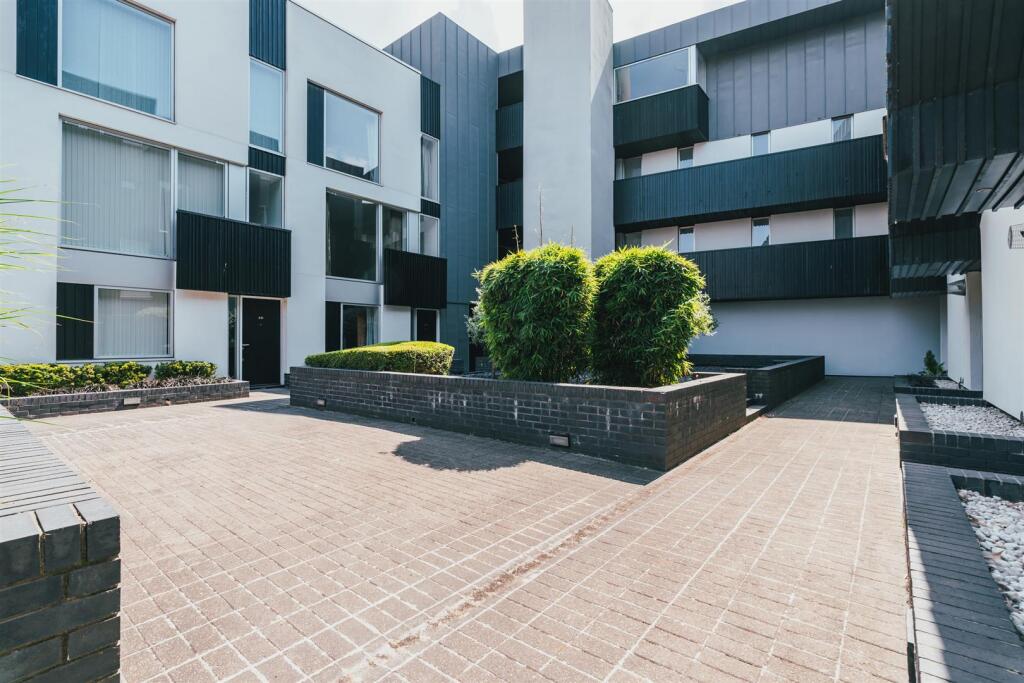 Main image of property: Cemetery Road, Sheffield