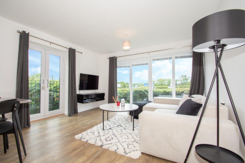 Apartment in Chelmsford - View 2