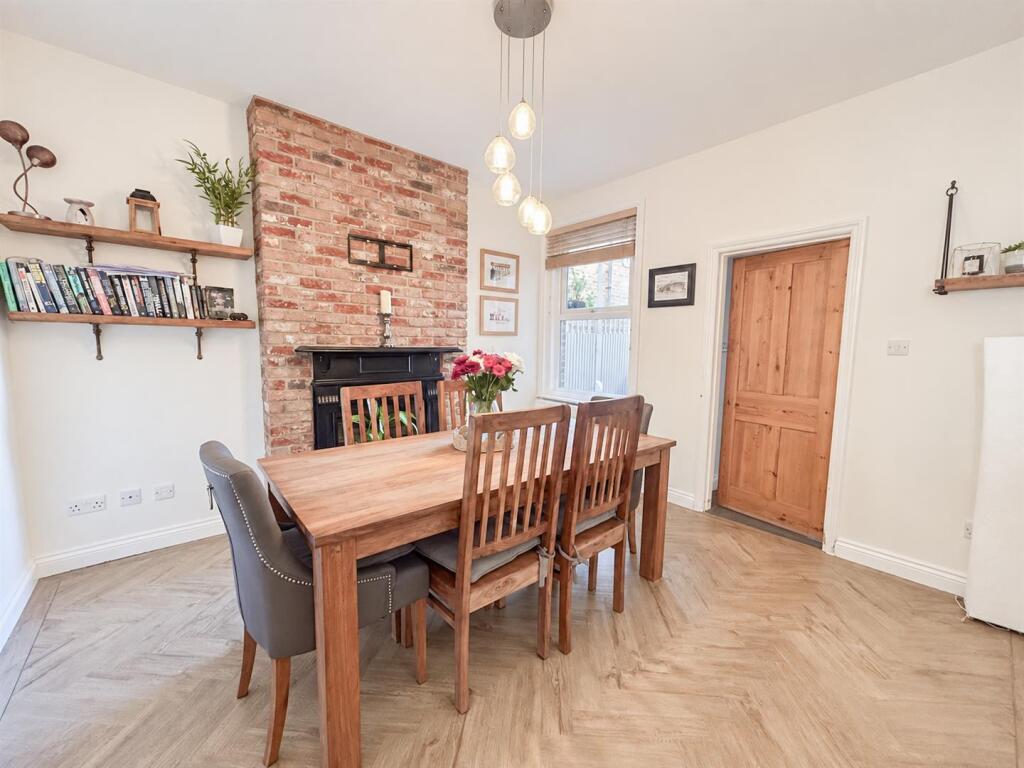 House in Tonbridge - View 4