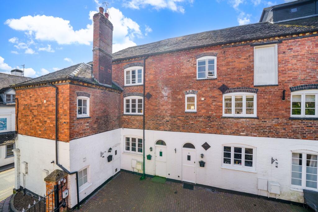2-bed terraced on Cartway, Bridgnorth, WV16, £260,000