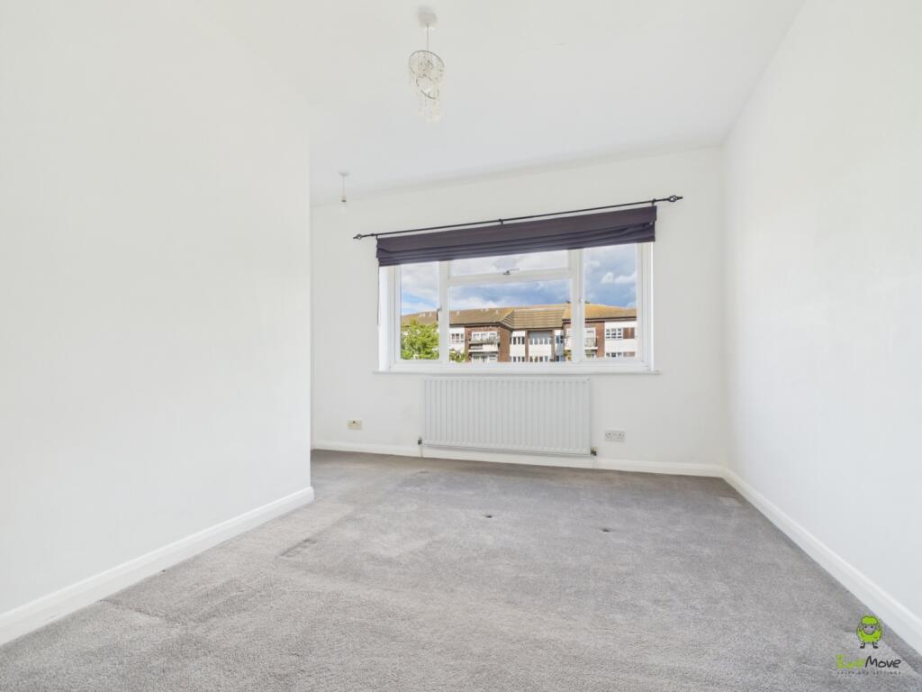 Apartment in Dartford - View 4