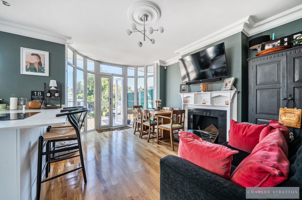House in Romford - View 4