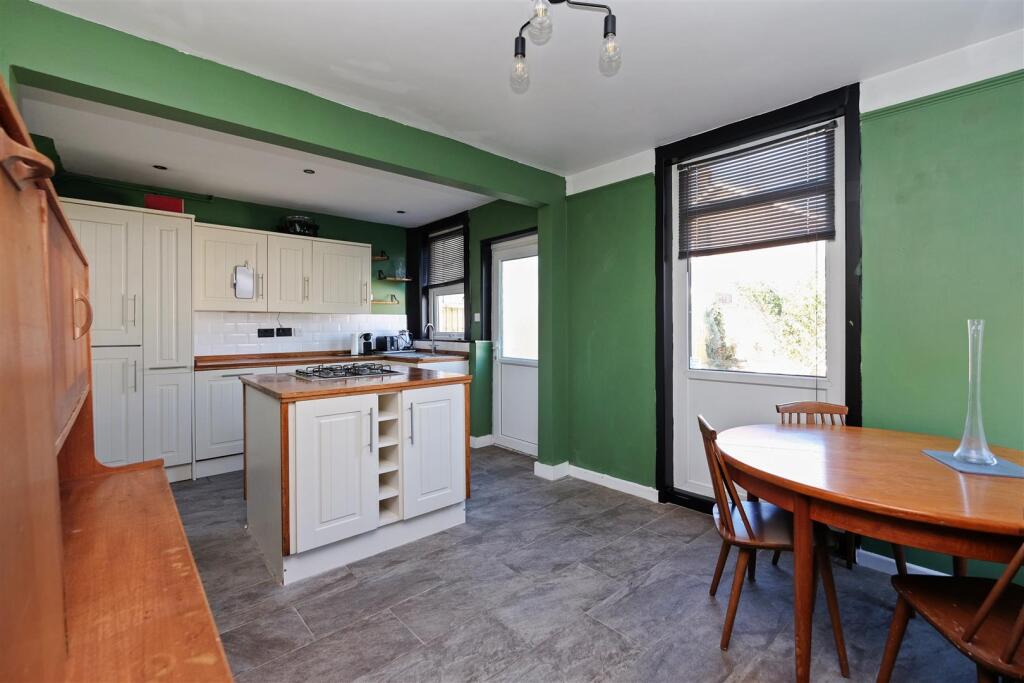 House in Canterbury - View 4
