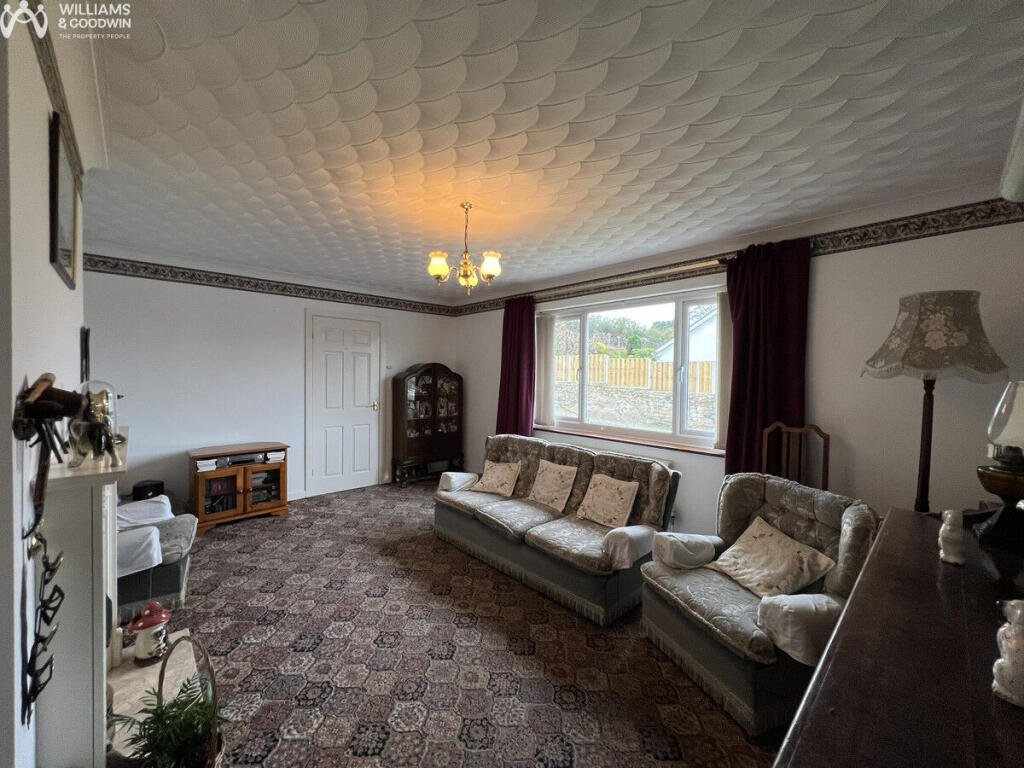 Bryn Coed, Llangefni, Anglesey, LL77 photo 4