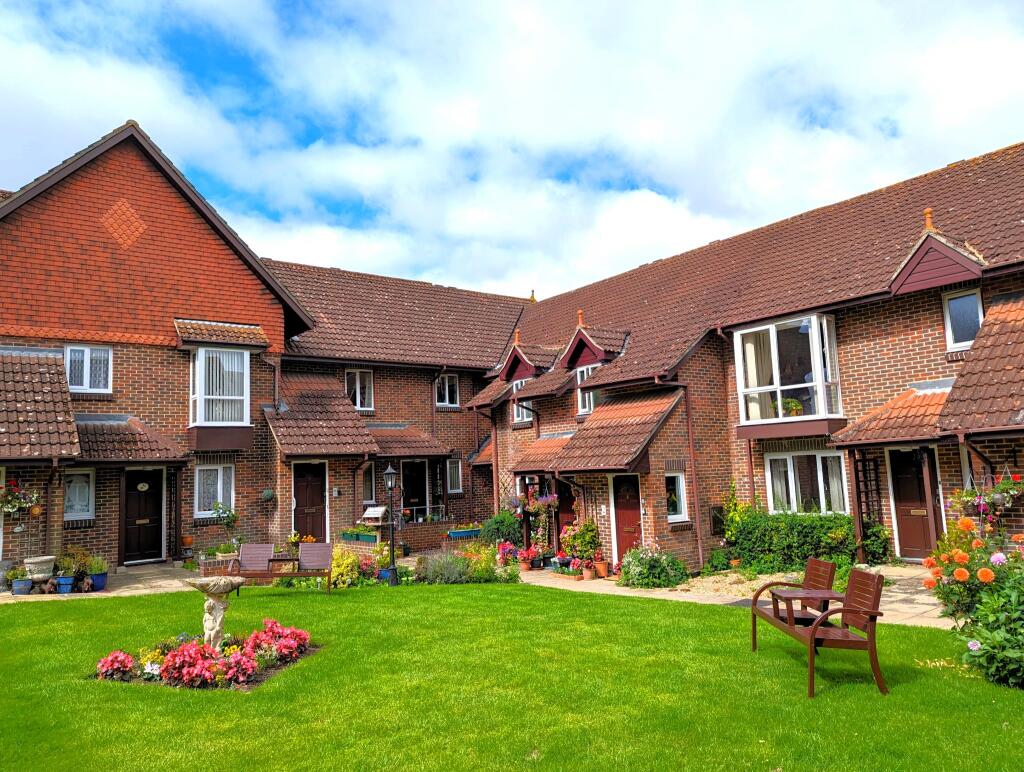 Main image of property: West End, Southampton