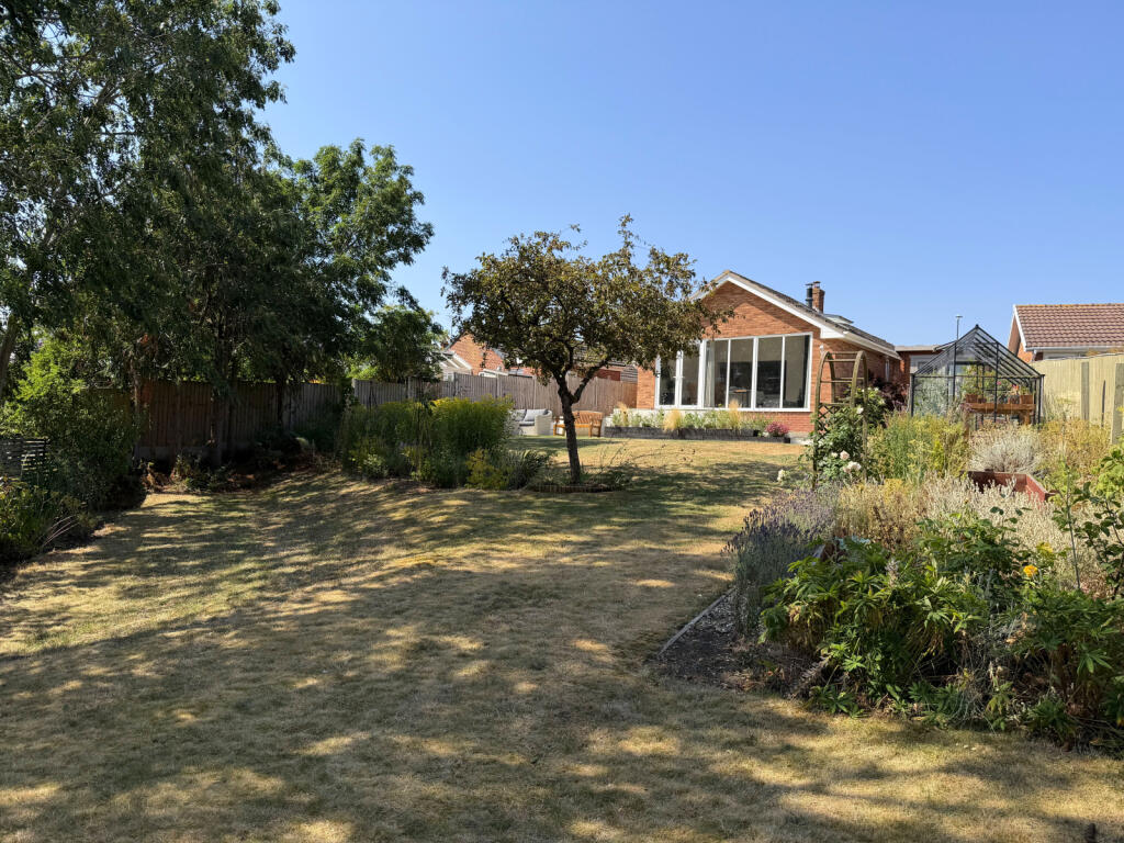 Main image of property: Hillview Lane, Twyning, Tewkesbury, GL20