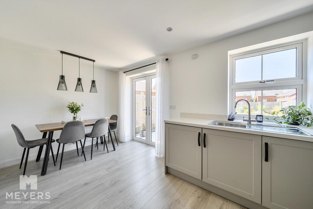 House in Wimborne Minster, Quarter Jack Park, St Johns - More