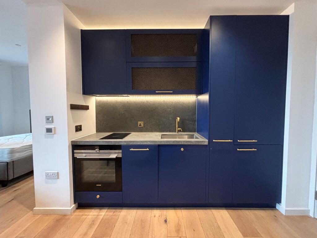 Flat 304, Rendel House, 20, Goodluck Hope Walk, London, E14 0XG photo 5