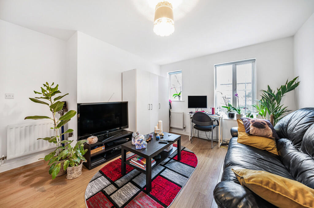 Main image of property: Blakes Road, Peckham, London