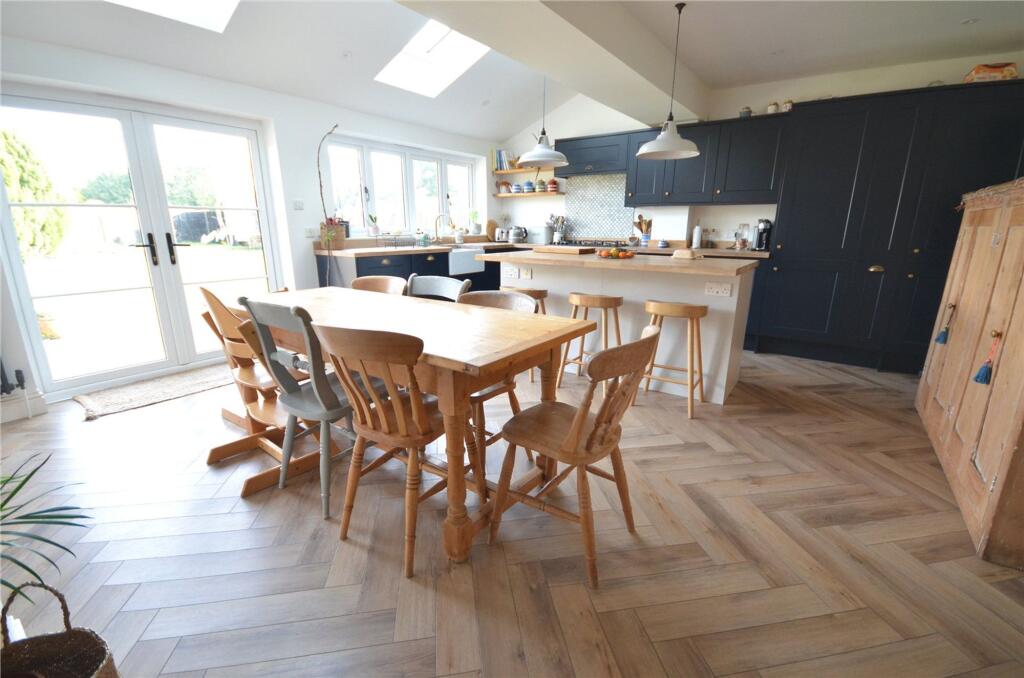 House in Waverley, Spreakley, Frensham - View 3