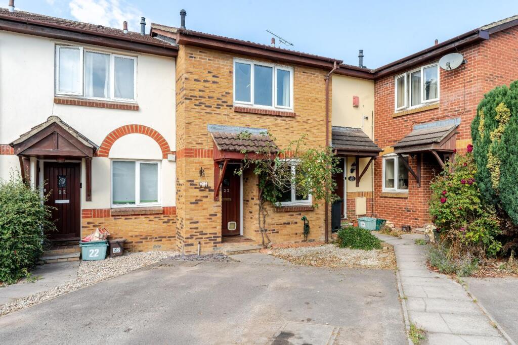 Main image of property: Immaculate two bedroom home in Yatton's North End