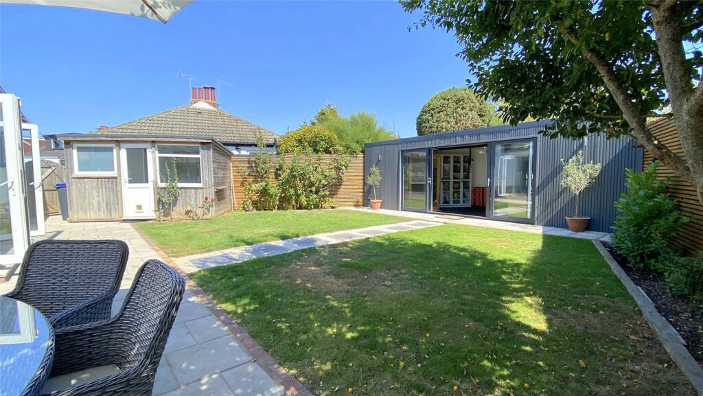House in Brighton - View 4