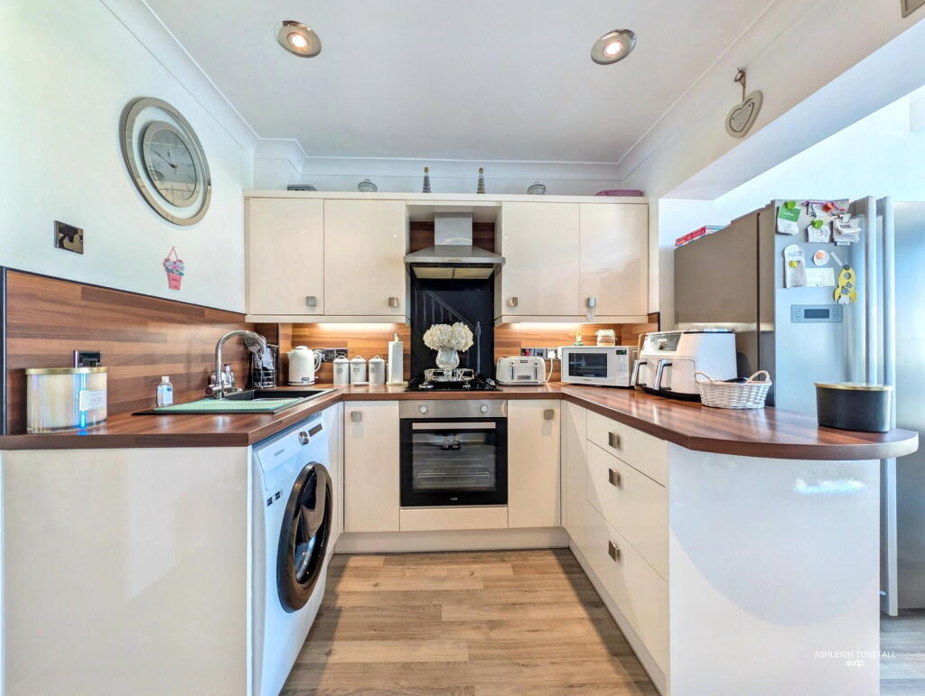 Moss Bay Road, Workington, CA14 3TN - View 5