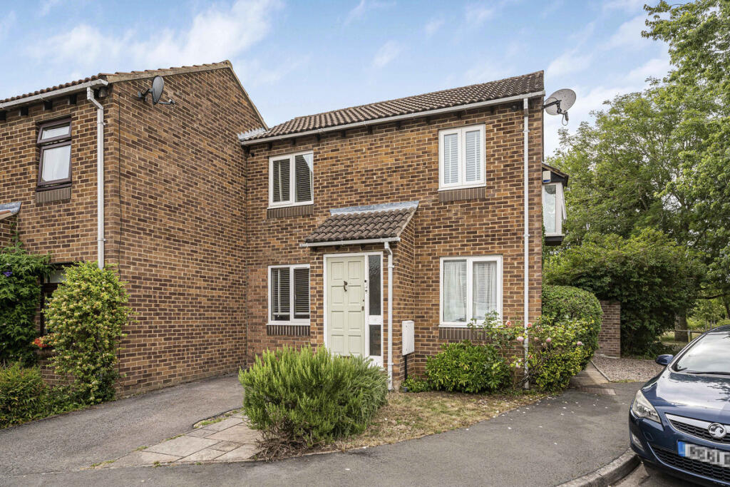 Main image of property: Flatford Place, Kidlington, OX5