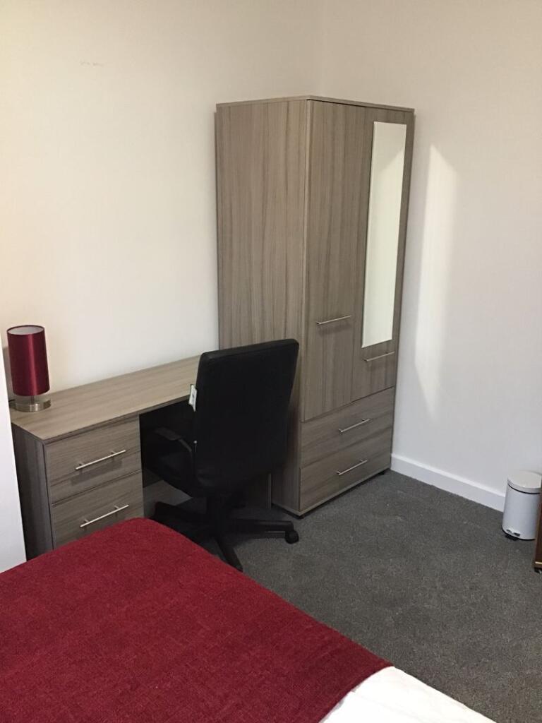 House in Bolton, Greater Manchester - View 6