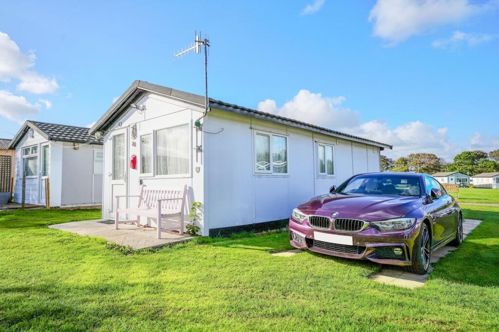 Main image of property: Links Road, Mundesley, NR11