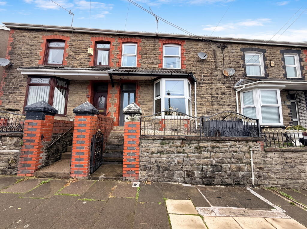 House in Cardiff - View 2