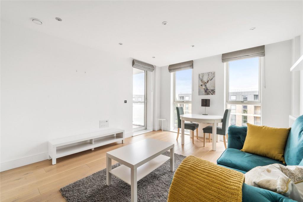 Apartment in Richmond, Kew - View 3