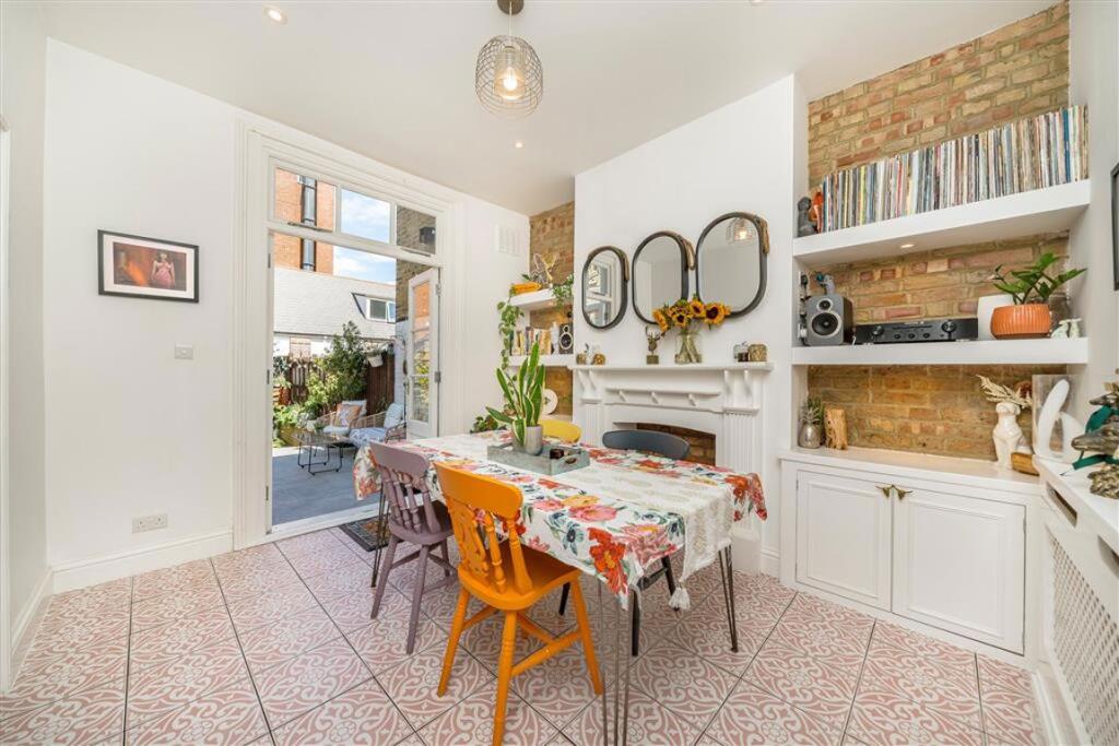 House in London - More