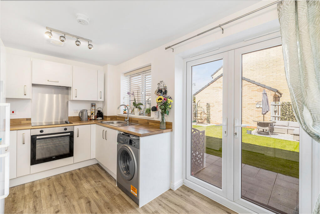 Cranmer Road, Sutterton, PE20 2DX photo 2