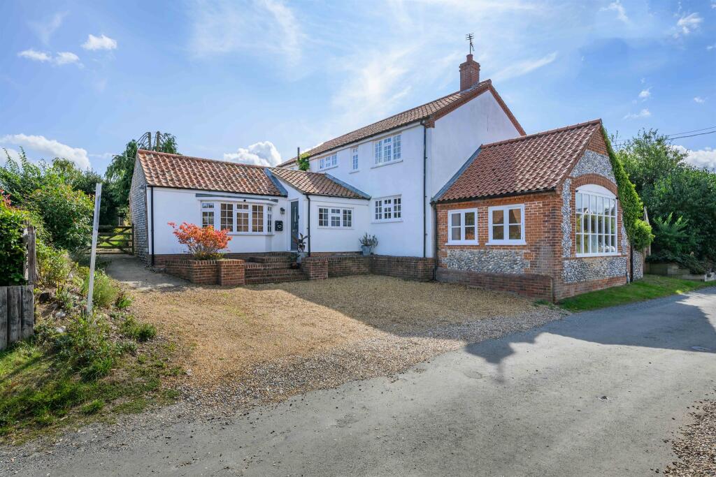 Main image of property: Old Turnpike Road, Roughton, Norwich
