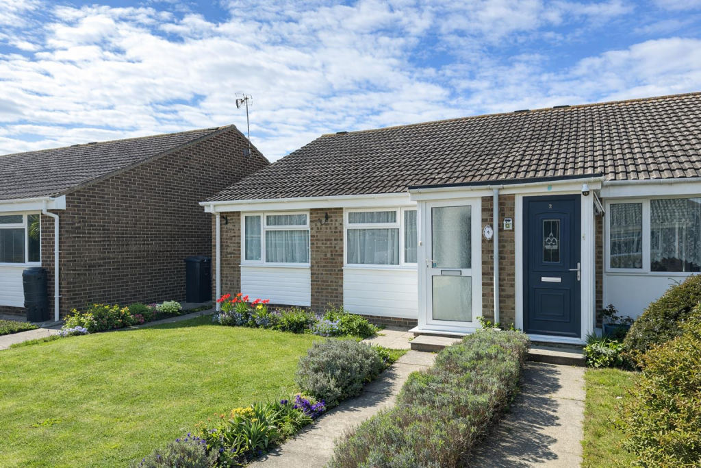 Main image of property: Hiller Walk, Lee-On-The-Solent