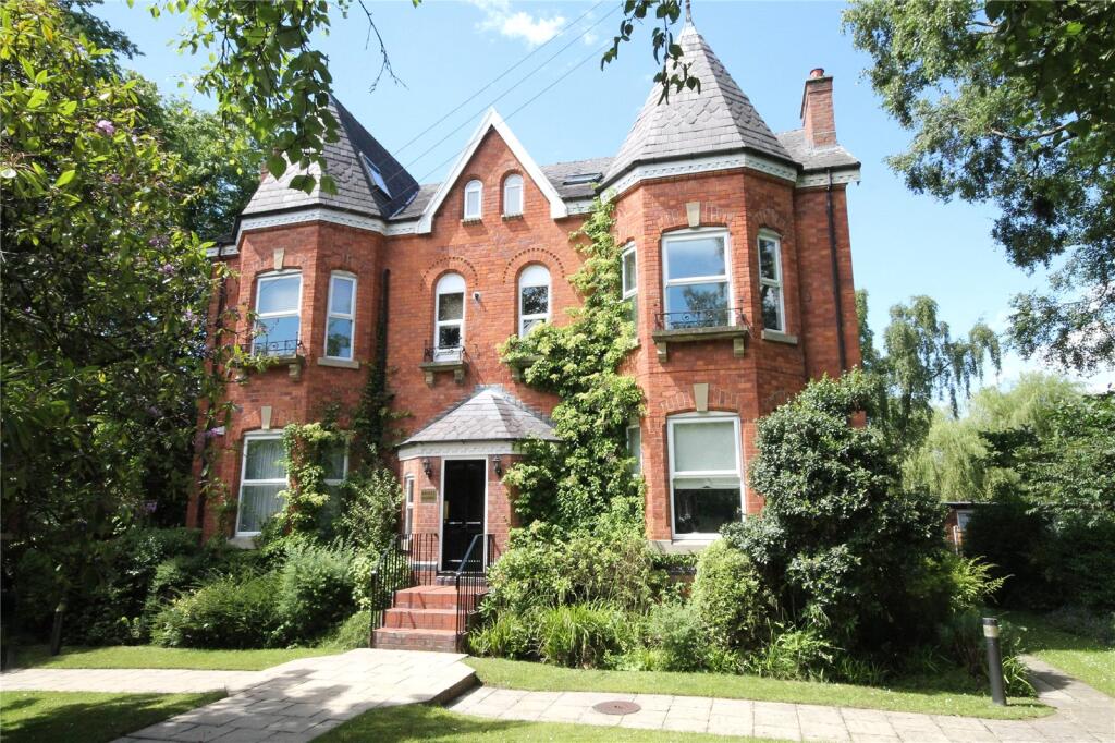 Main image of property: Ashley Court, 132 Heaton Moor Road, Stockport, Greater Manchester, SK4