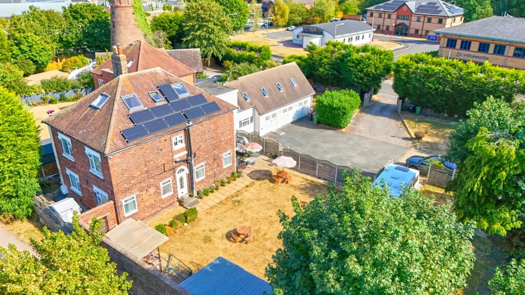 Mill House, Hadley Park East, Hadley, Telford, Shropshire, TF1 6QJ photo 4
