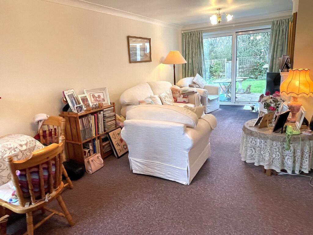 Moat Close, Holbury - View 2
