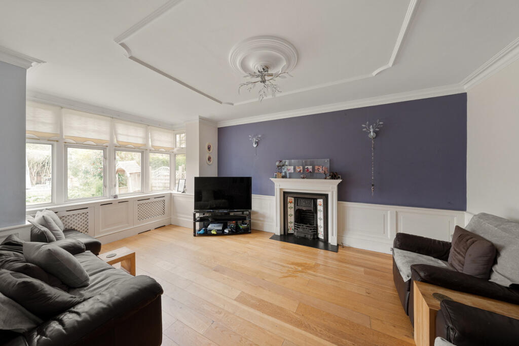 Main image of property: Chelsham Road, Warlingham, CR6