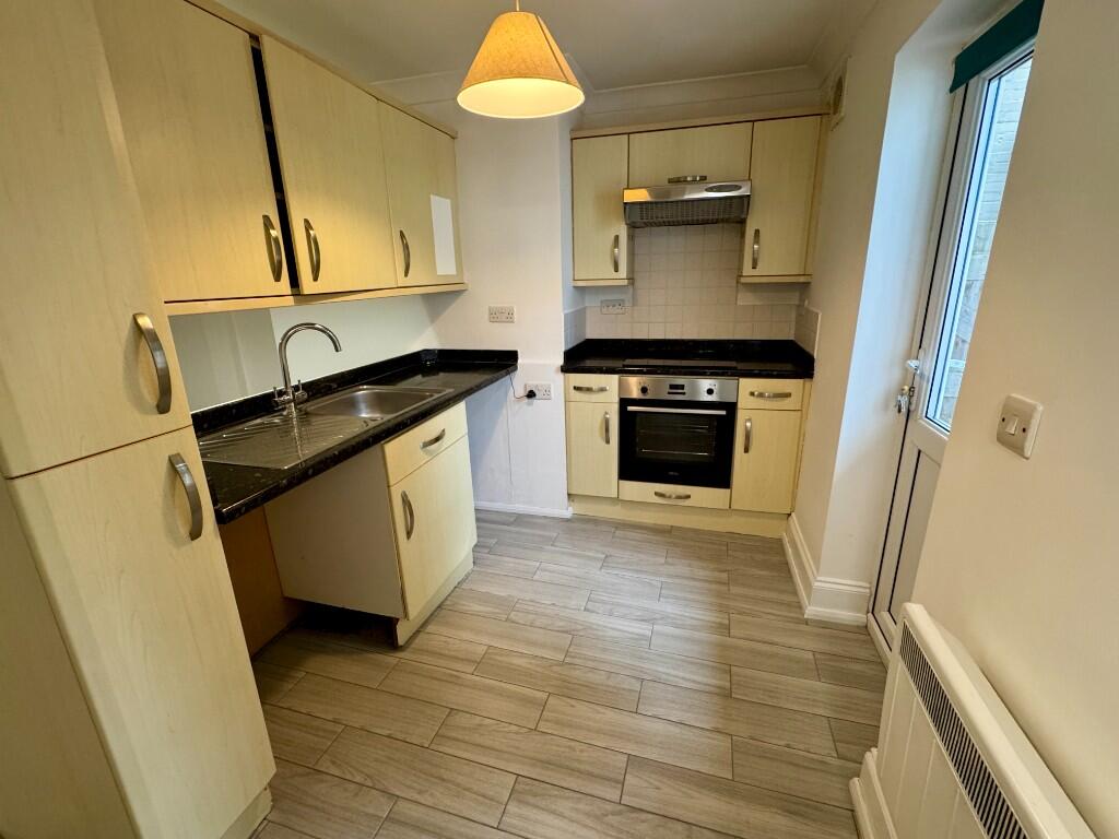 Apartment in Rochester - View 3