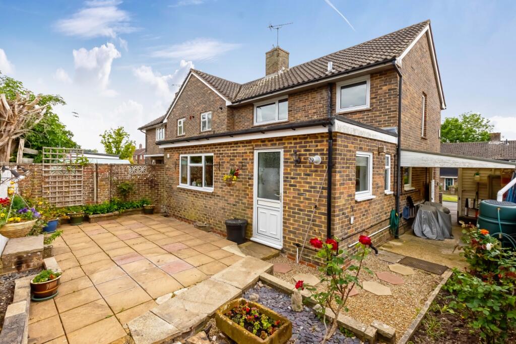 Arun Road, Billingshurst, RH14 - View 2