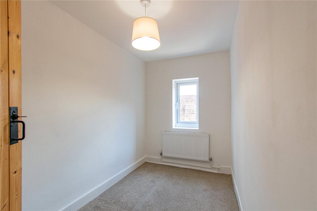 House in Reading - More