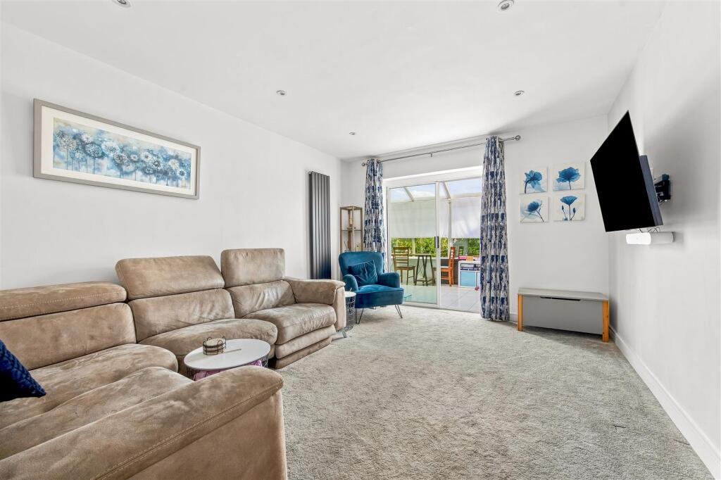 Martock Road, Keynsham photo 4