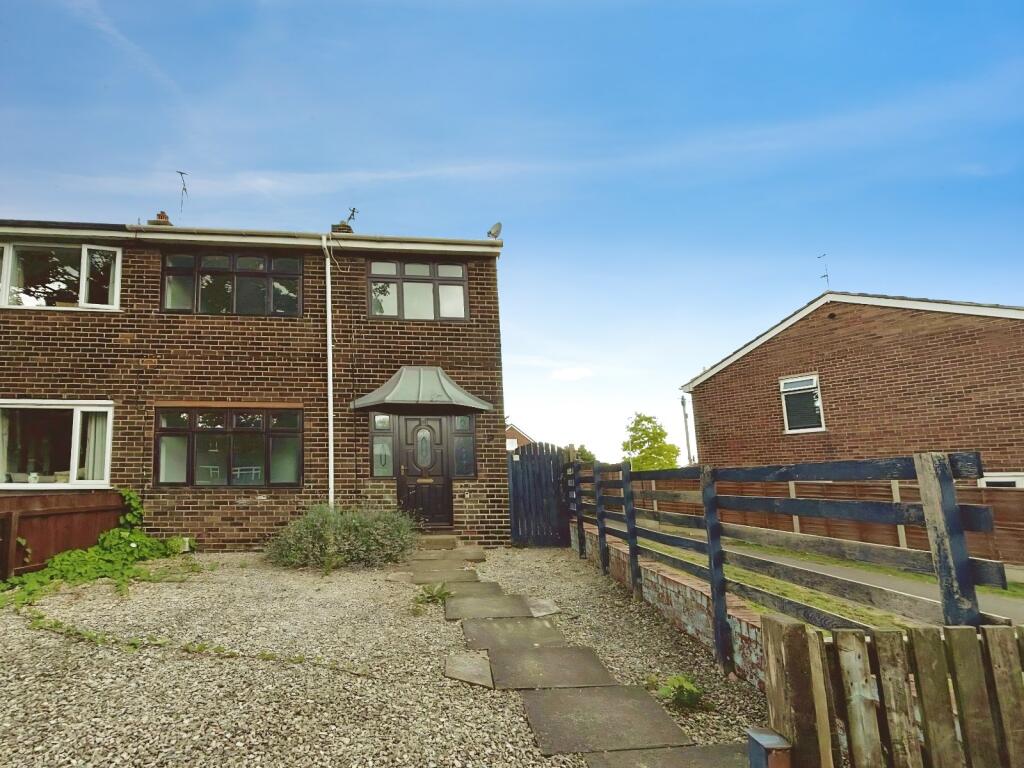 Main image of property: Acacia Green, Pontefract, West Yorkshire, WF8
