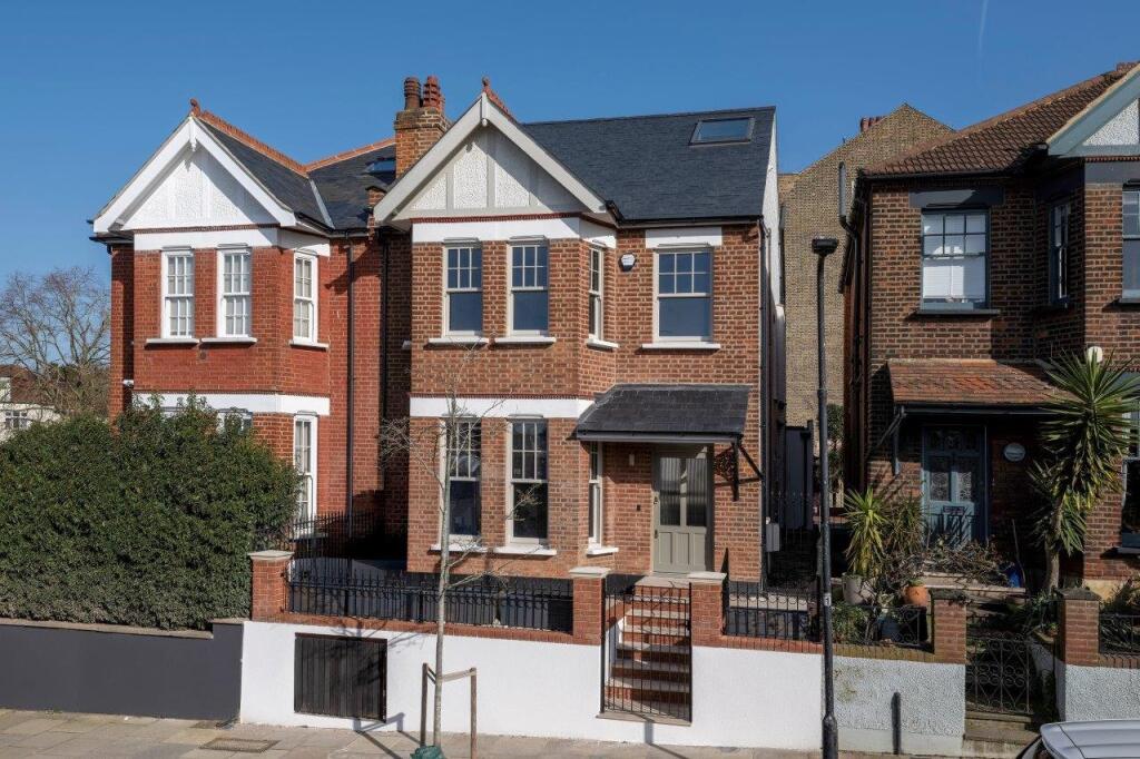 Main image of property: Sarre Road, West Hampstead, London, NW2