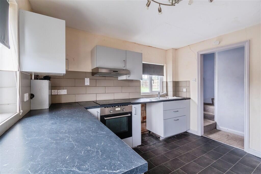 45 Potley Lane, Corsham, SN13 9RX photo 4