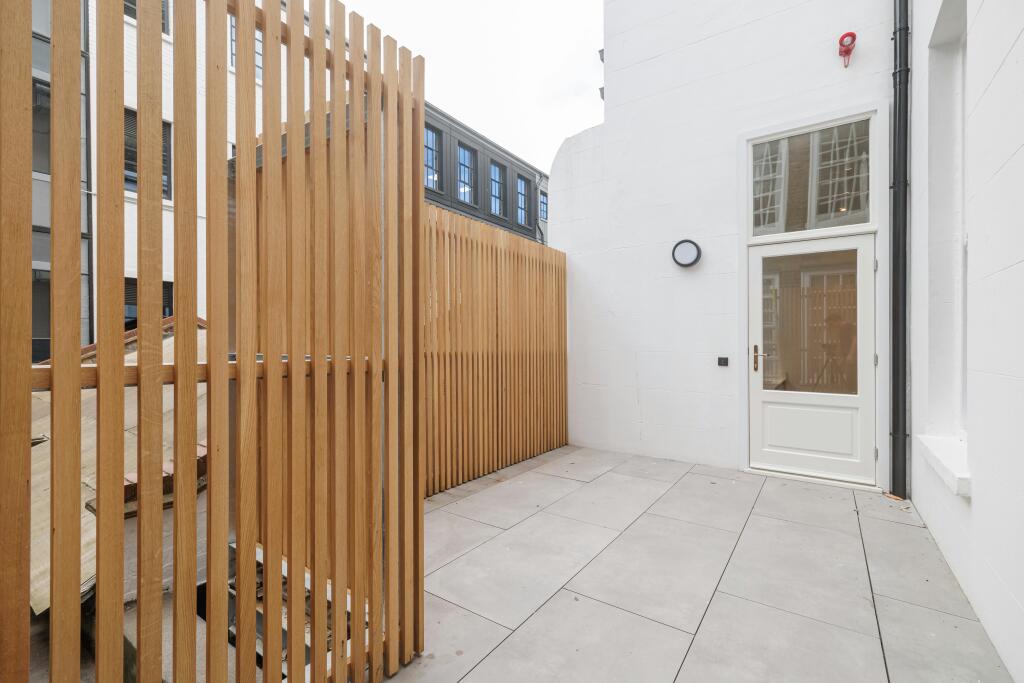 Wordsearch-28_Bruton_Street-034.jpg