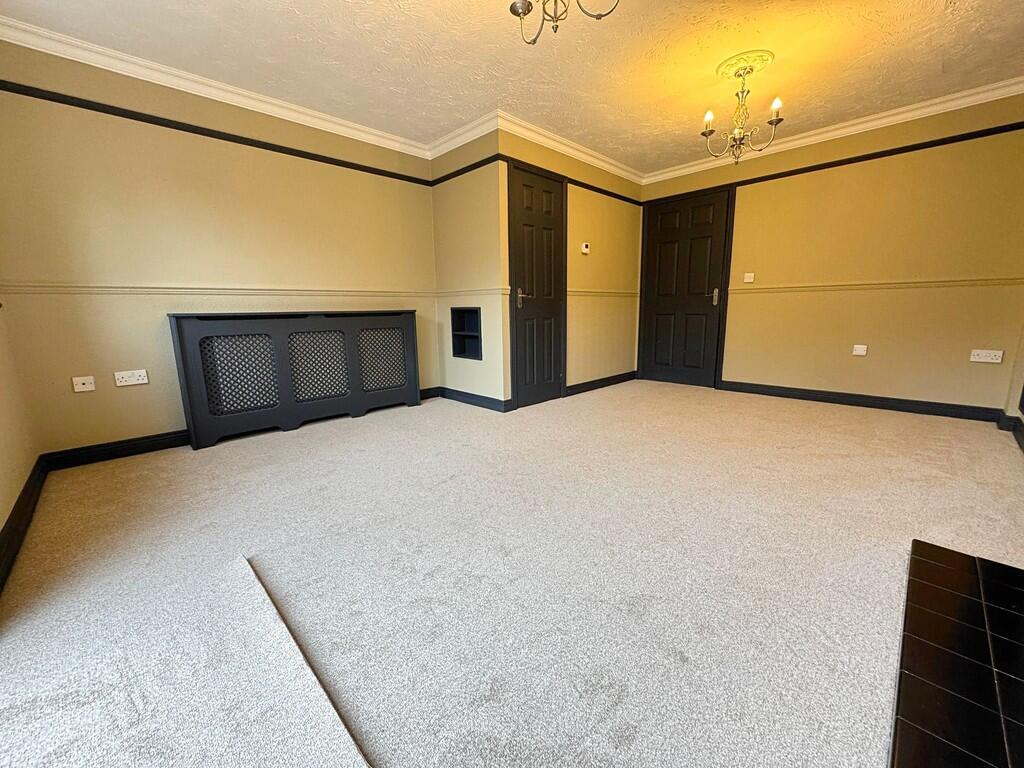 House in Ledbury, Herefordshire - View 4