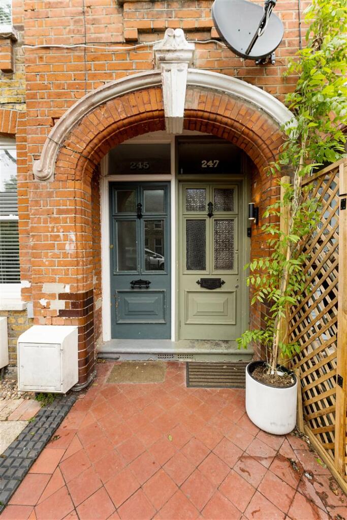 Brettenham Road, Walthamstow - View 5