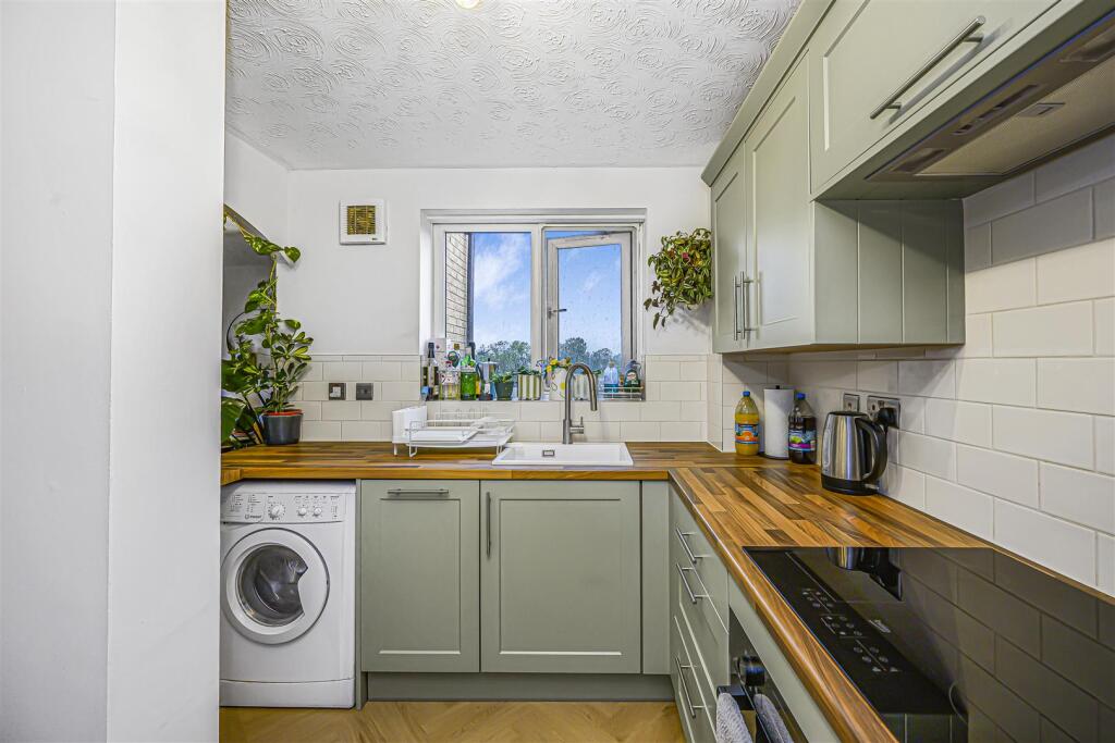 Apartment in London - View 4