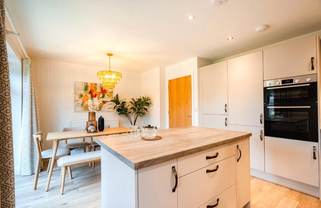 House in Dorchester - View 4