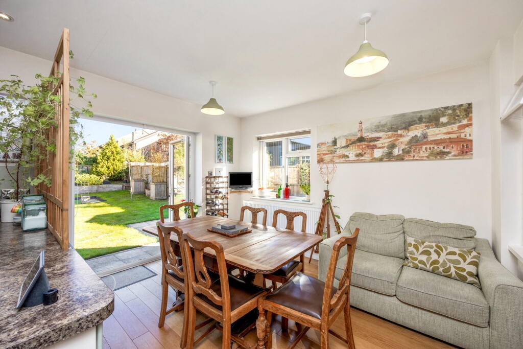 House in Brighton - View 4
